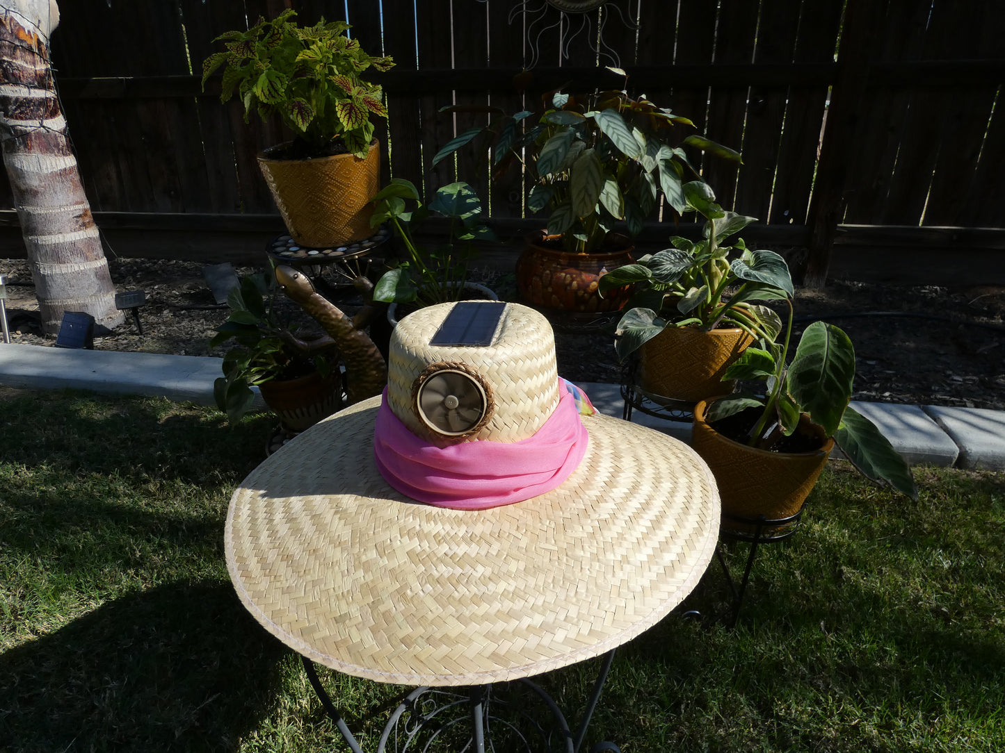 Lady's Gardener with Starter Scarf Solar Hat (Color Of Scarfs Could Vary)