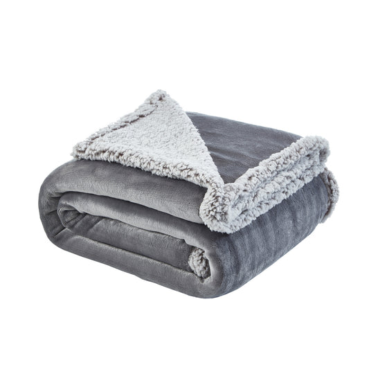 Light Gray Polyester Knitted Plush Throw Blanket – Solid, Cozy, and Stylish