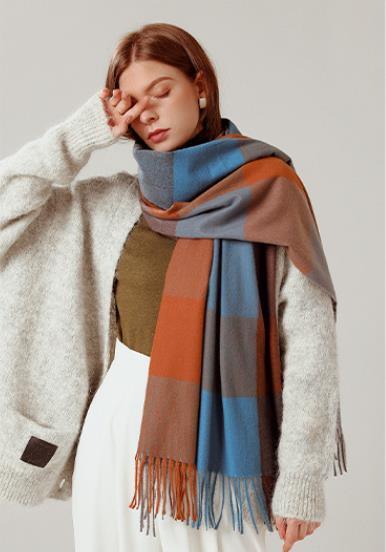 Autumn and winter 2021 warm cashmere tassel shawl plaid star scarf Runge temperament long scarf